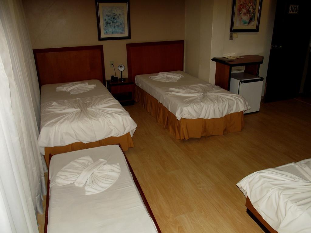 Geneviee Palace Hotel Ponta Grossa  Cameră foto